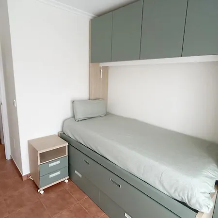 Comillas - Urbanizacion Lagos Azules - Netflix, Prime, Wifi & Free Indoor Parking * Casasola